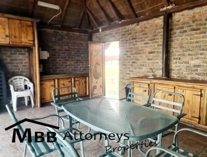 7 Bedroom Property for Sale in Viljoenskroon Free State